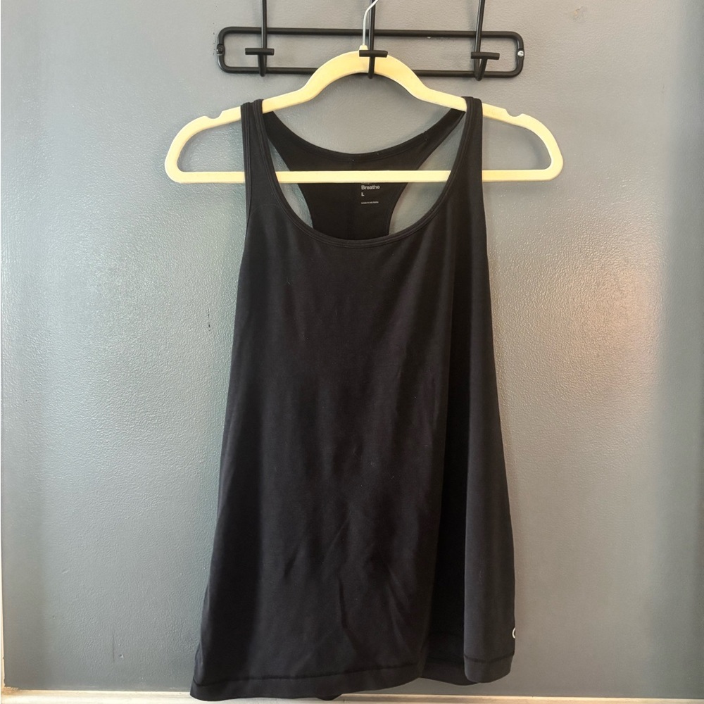 GAP Breathe Workout Tank